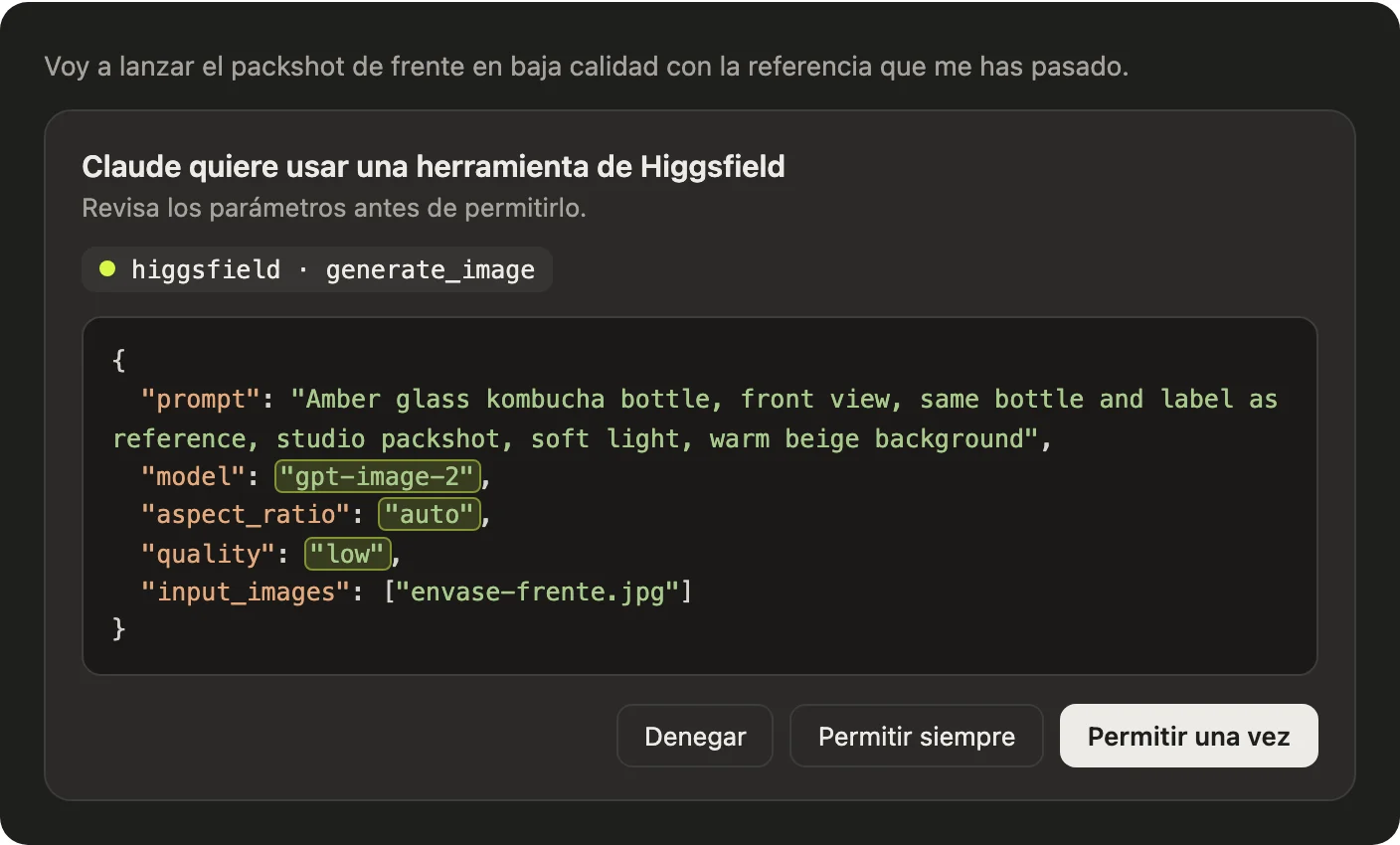 Ventana de Claude pidiendo permiso para usar la herramienta generate_image de Higgsfield, con el prompt del packshot y los parámetros model, aspect_ratio auto, quality low e input_images